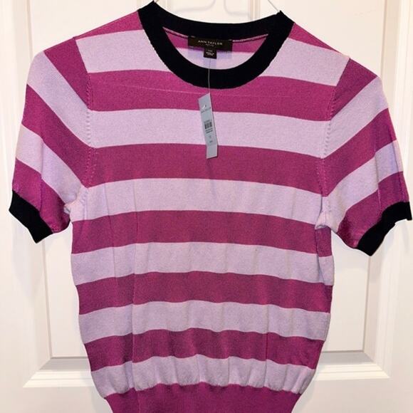 Ann Taylor Sweaters - Ann Taylor Short Sleeve Striped Sweater XSP